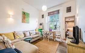 Pass The Keys Notting Hill Hideaway
